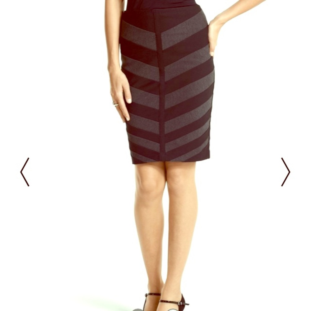 NWT WHBM Mitered Stripe Ponte Knit Pencil Skirt
